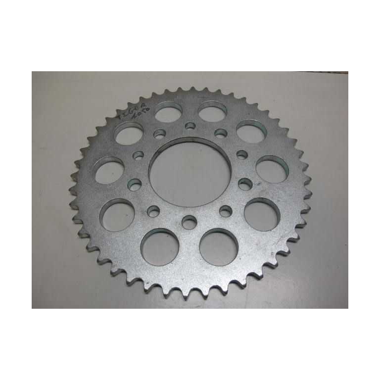 Couronne Triumph , Honda PBR 334.46 Neuve