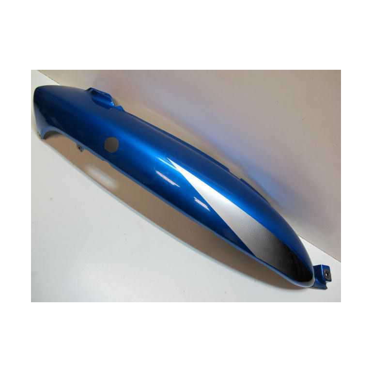 Flanc de selle droit 600 / 750 GSXF 97/04