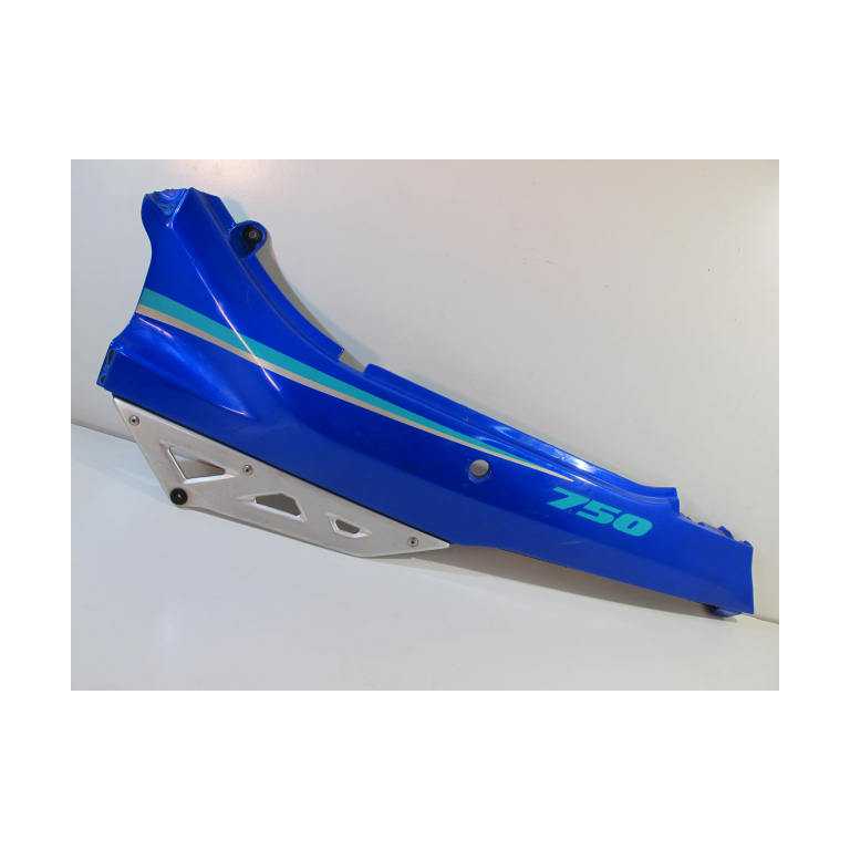 Flanc de selle gauche 750 GSXF 89/96