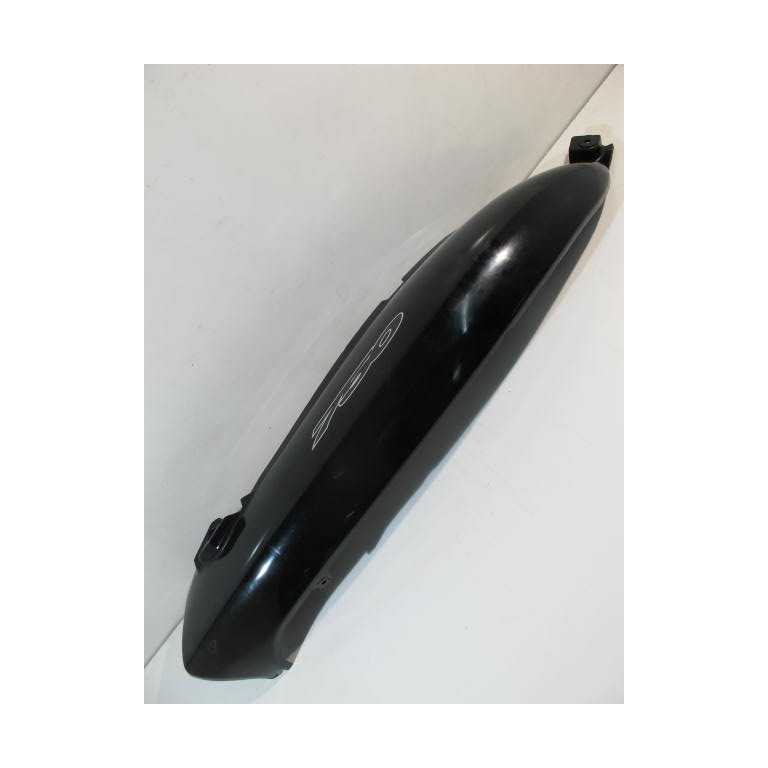 Flanc de selle droit 750 GSXF 97/04