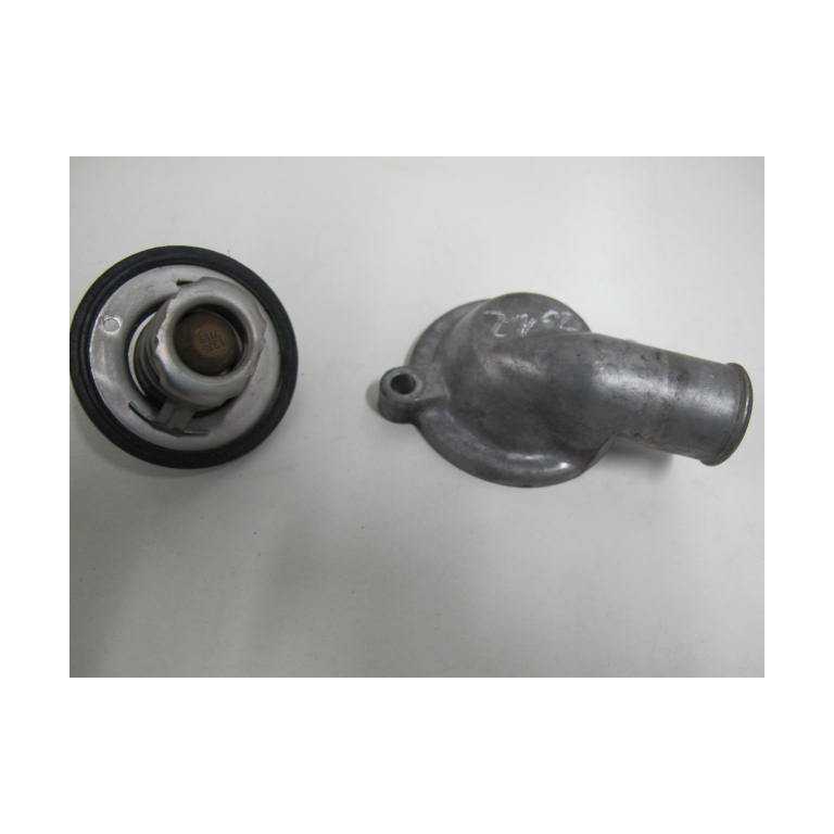 Thermostat + couvercle 675 Street Triple 09/13