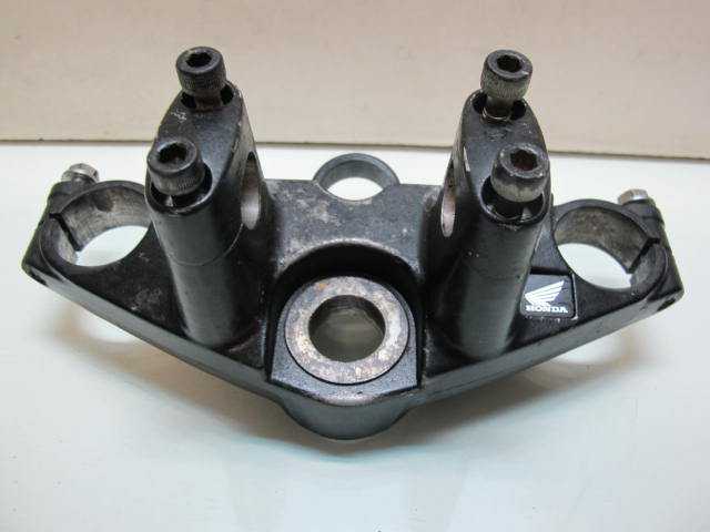 Honda CBF 500 A PC39 Bj 2004 - piastra forcella inferiore piastra