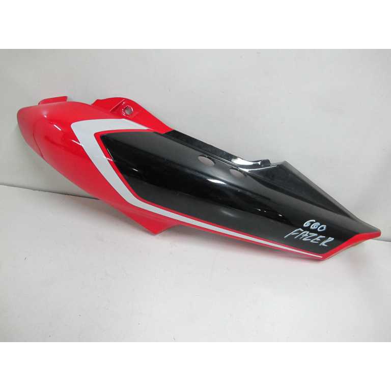 Flanc de selle gauche Neuf 600 Fazer