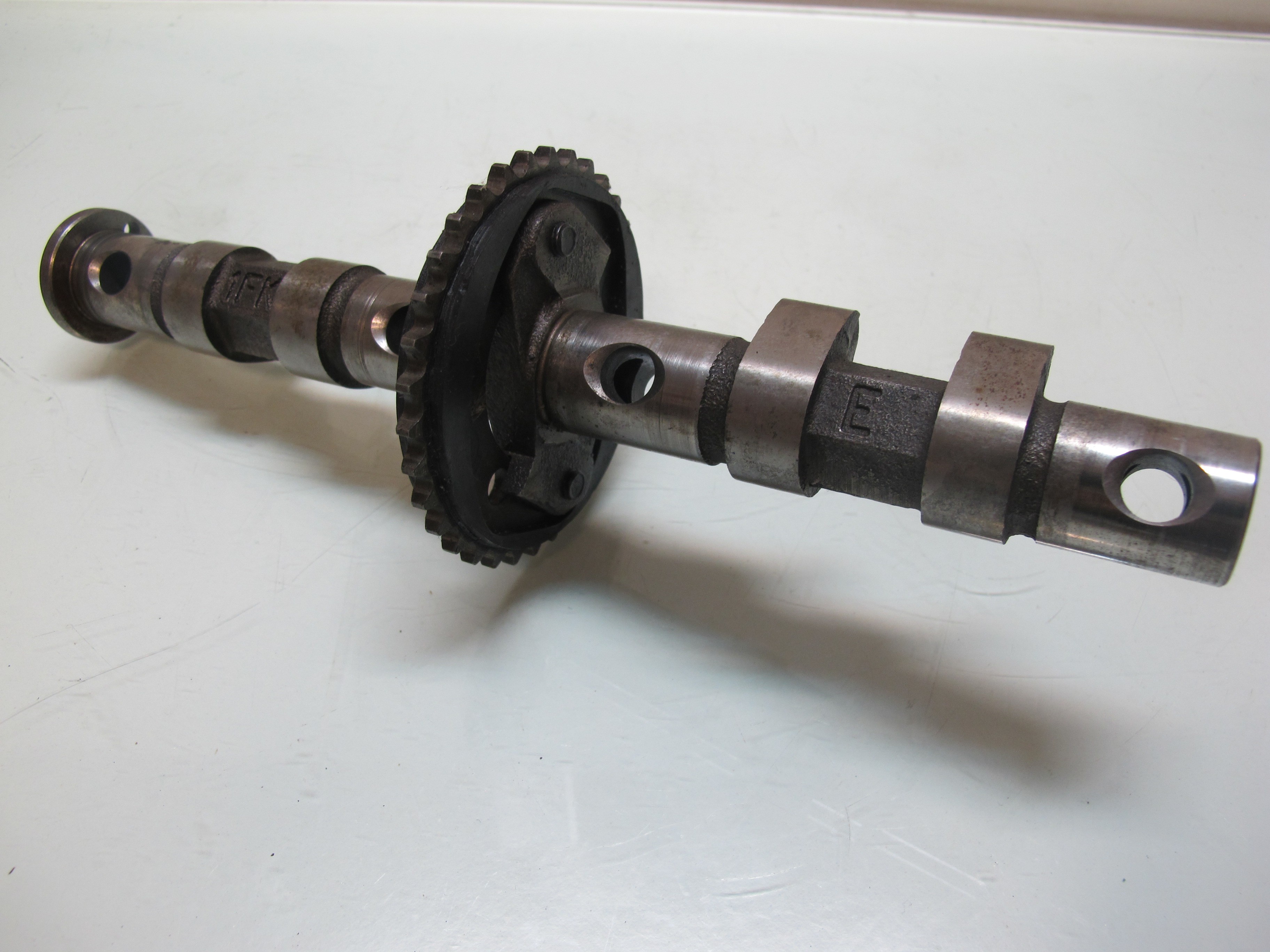 Arbres à Cames Yamaha V-MAX 1200 – 2LT – Année 1997 – Réf N1323