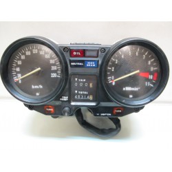 Compteur , tableau de bord CB 750 KZ