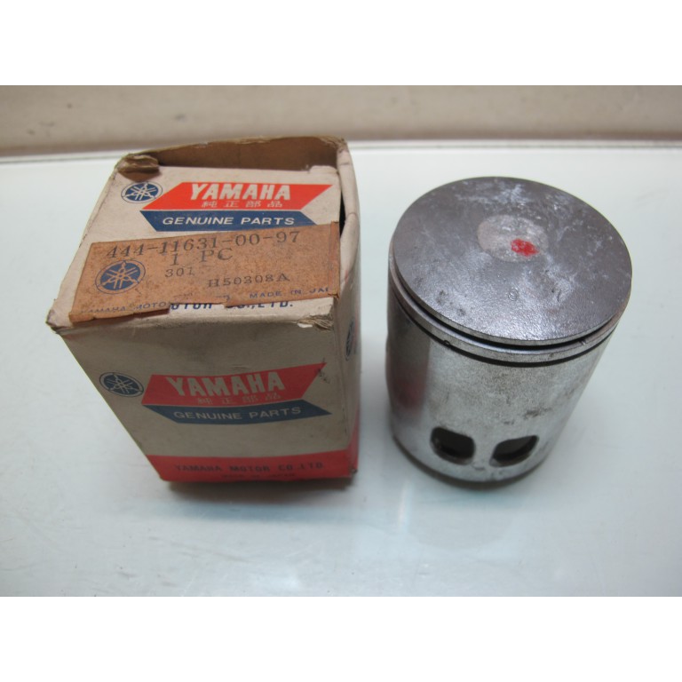 Piston NEUF 125 DT 74/75