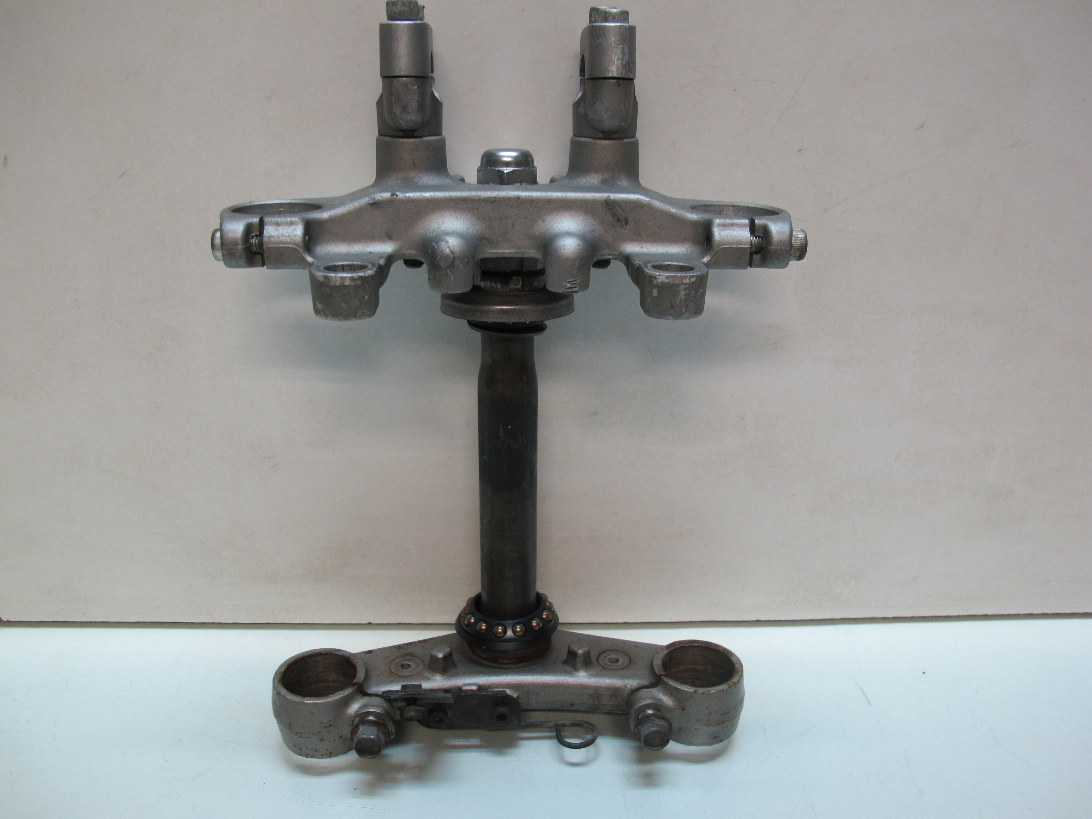Fourche Avant Yamaha 600 Diversion 4BR (1 Disque) - Occasion En état Opérationnel