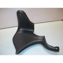 Cache interieur tete de fourche gauche ST4