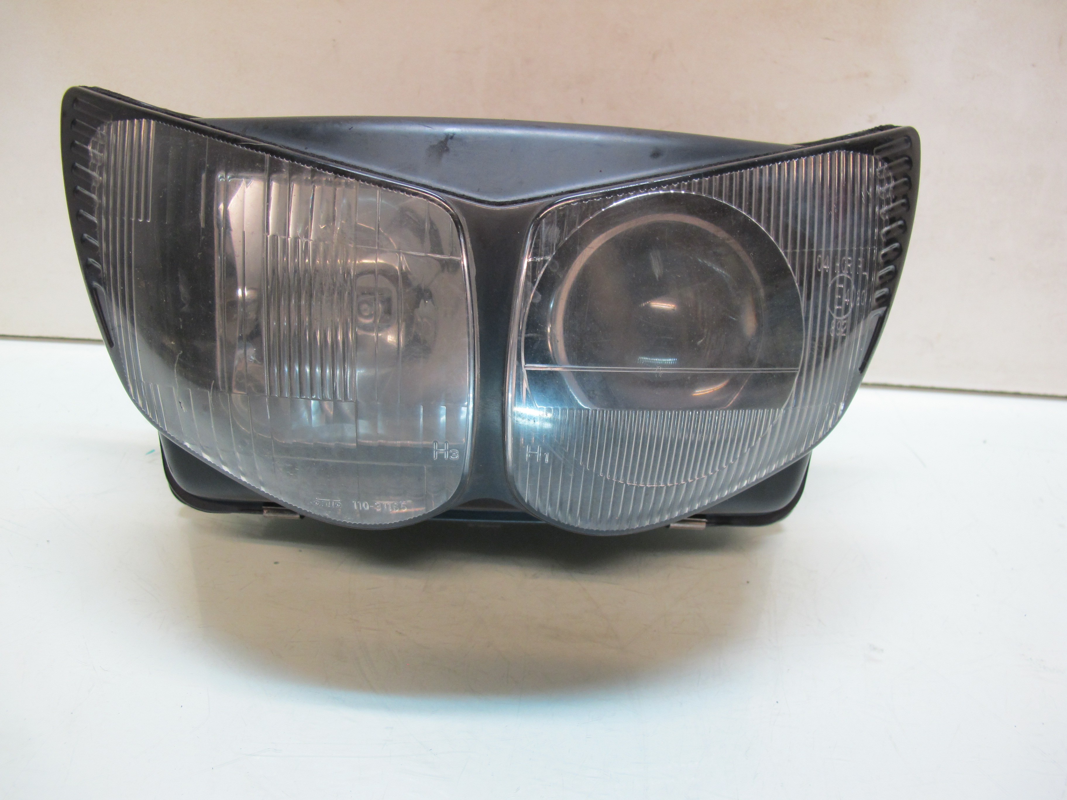 Optique De Phare Avant Pour Yamaha TDM 850 (1996 à 2002) - Occasion En état Fonctionnel