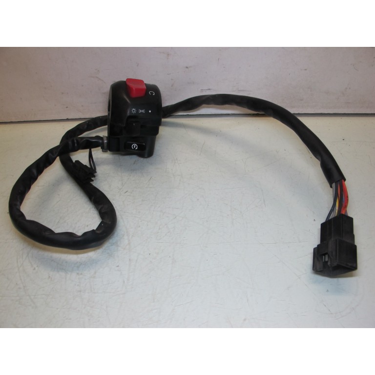 Commodo droit 600 bandit 00/01