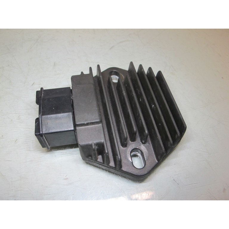 Regulateur 125 Varadero