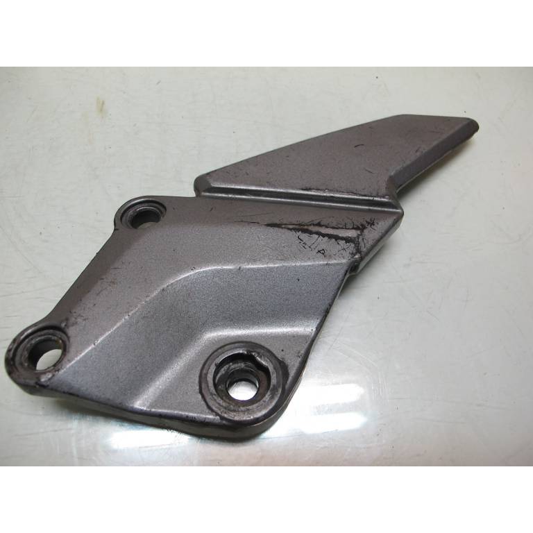 Platine repose pied pilote gauche ZZR 600 D