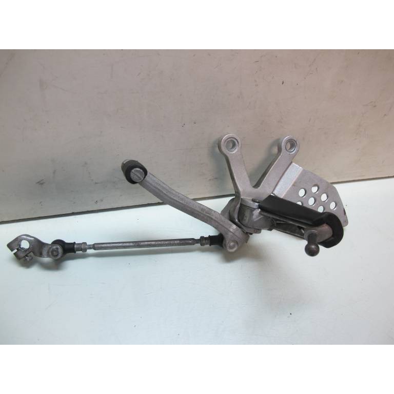 Platine repose pied pilote gauche 125 Comet