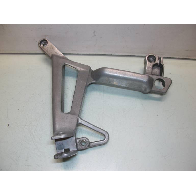 Platine passager gauche VFR 750 RC36