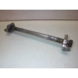 Axe roue arriere 50 XR7