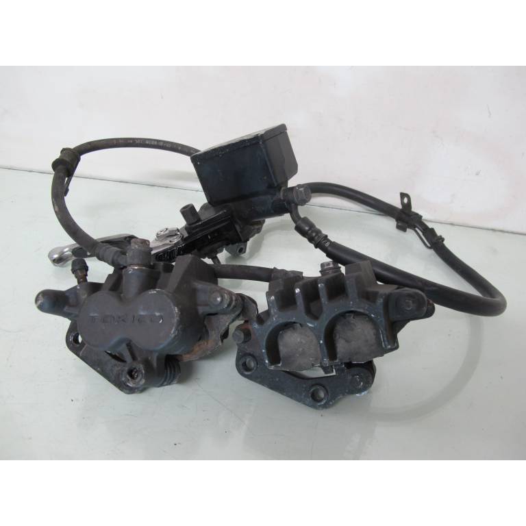 Etriers +maitre cylindre de frein avant DL 650 V-Strom