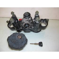 Contacteur a cle + bouchon essence XT 600 3AJ