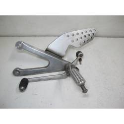 Platine repose pied pilote gauche R1 00/01