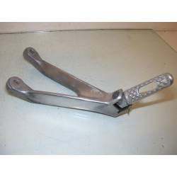 Platine + repose pied passager droit CBR 1000 RR 08/11