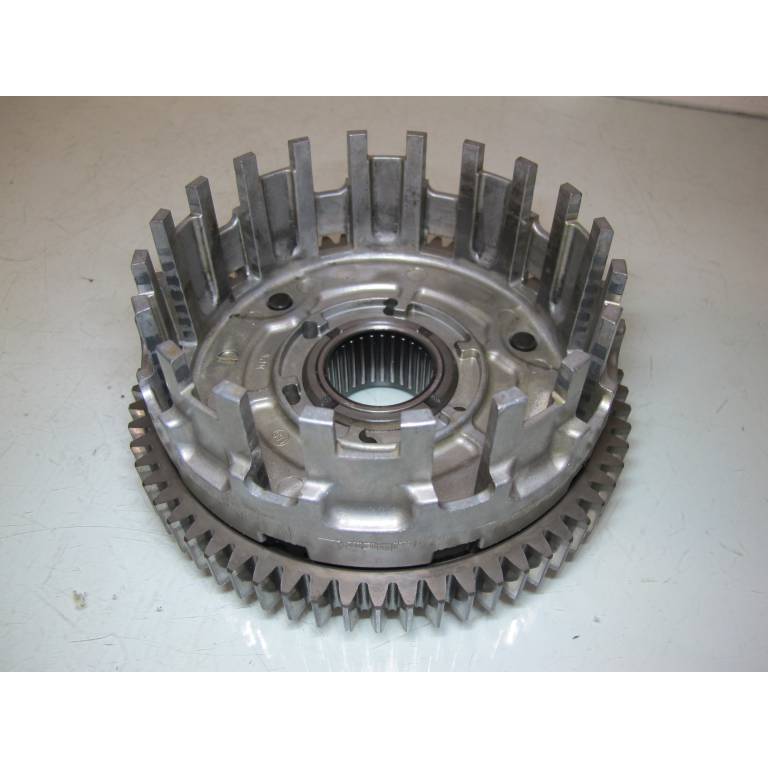 Cloche embrayage VFR 800