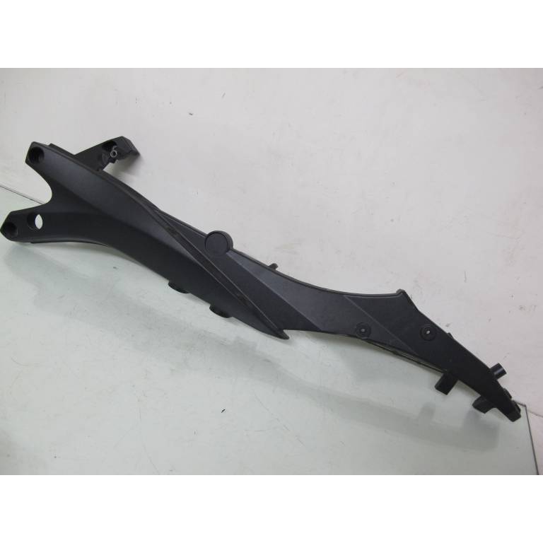 Arriere de cadre gauche 600 / 750 GSXR