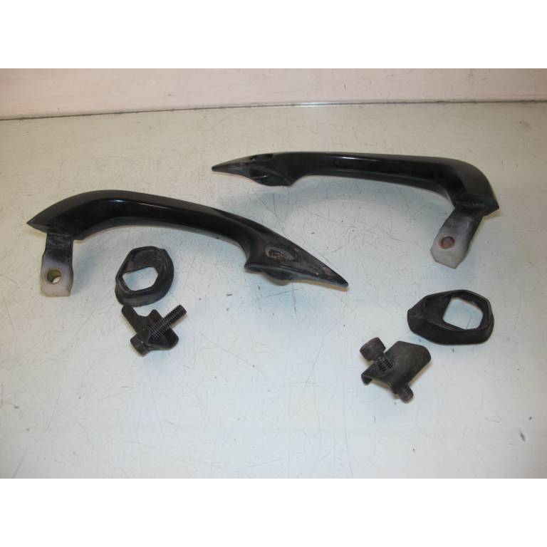 Poignée passager gauche ZR7