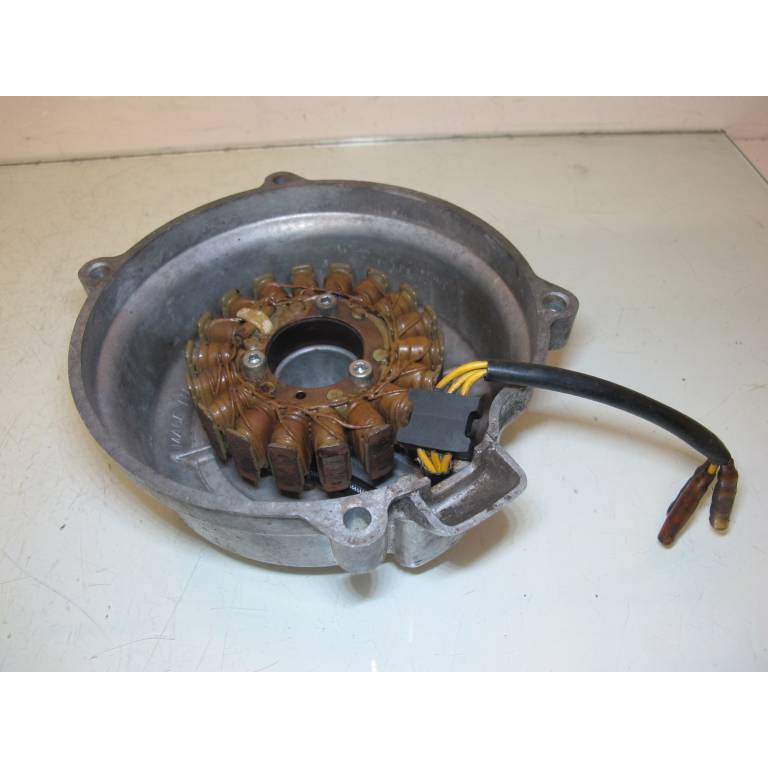Stator avec carter alternateur GPZ 750